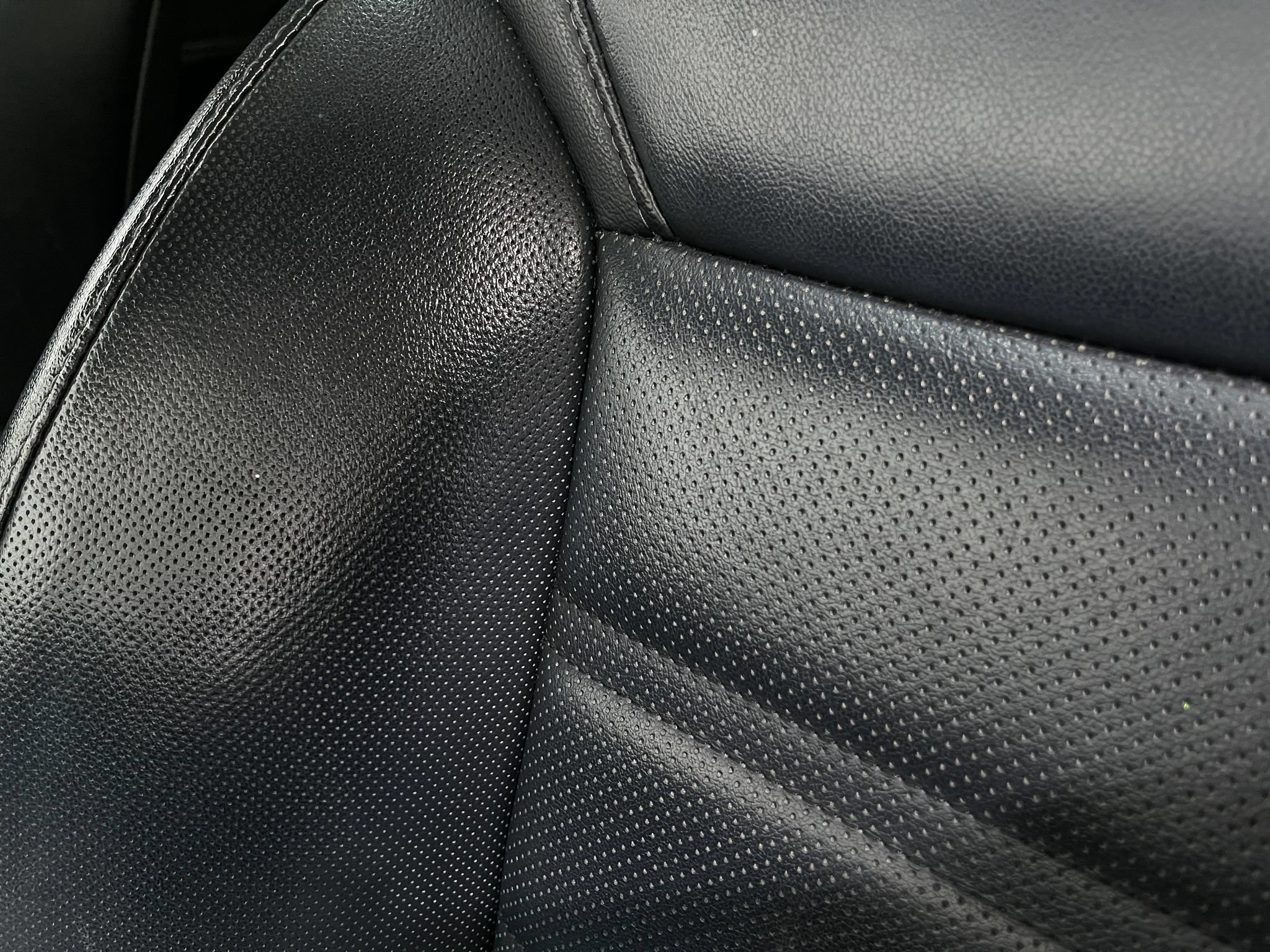 Used 2020 Kia Sorento SX FWD image 18