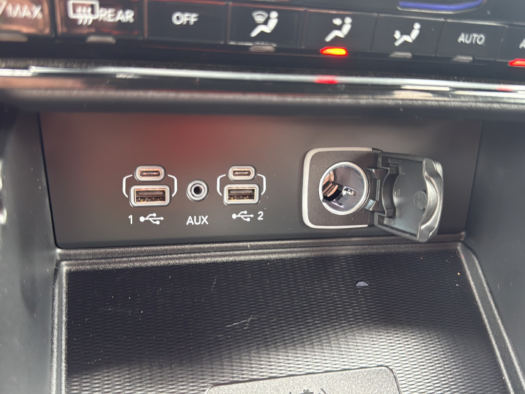 New 2026 Jeep Grand Cherokee Laredo X AWD/4WD image 27