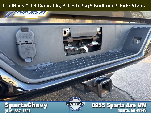 Used 2025 Chevrolet Colorado Trail Boss image 23