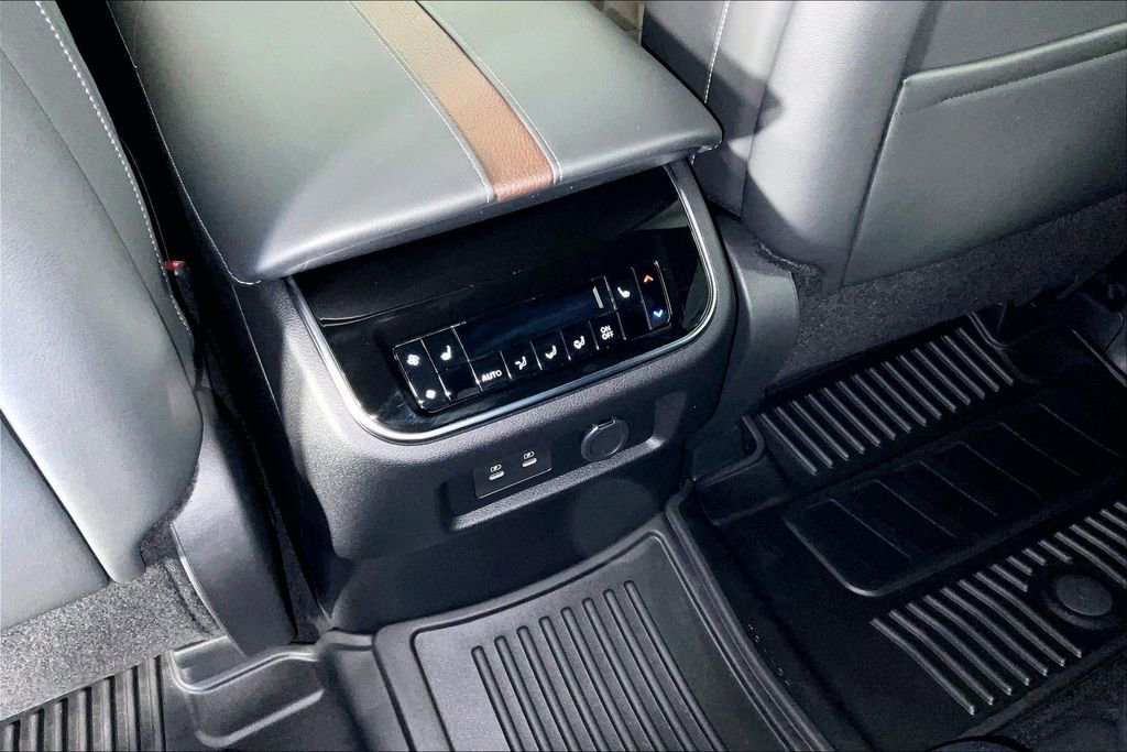 New 2026 Nissan Armada Platinum Reserve image 42