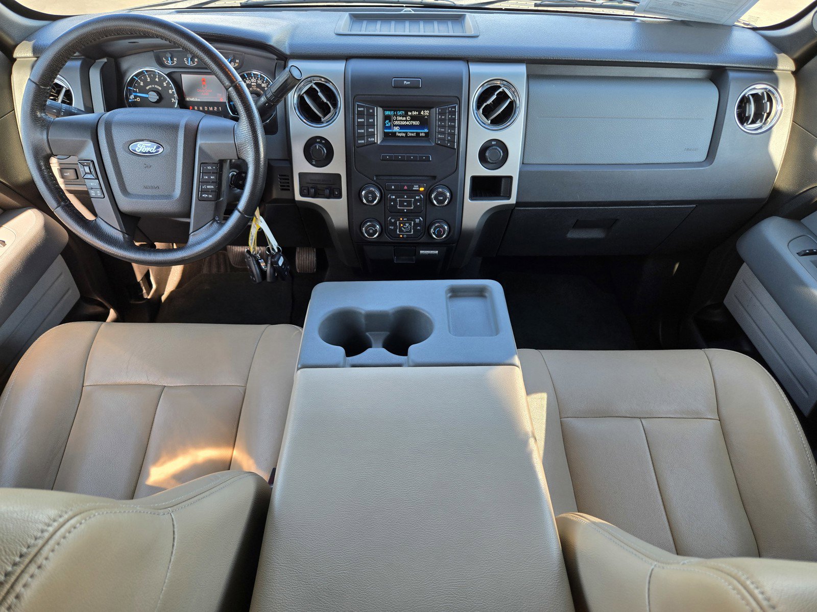 Used 2013 Ford F150 XLT w/ Luxury Equipment Group image 12