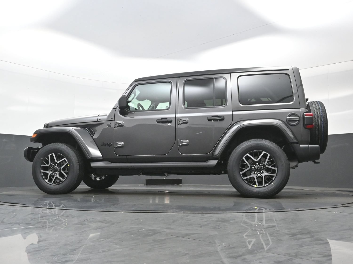 New 2027 Jeep Wrangler Unlimited Sahara AWD/4WD image 15