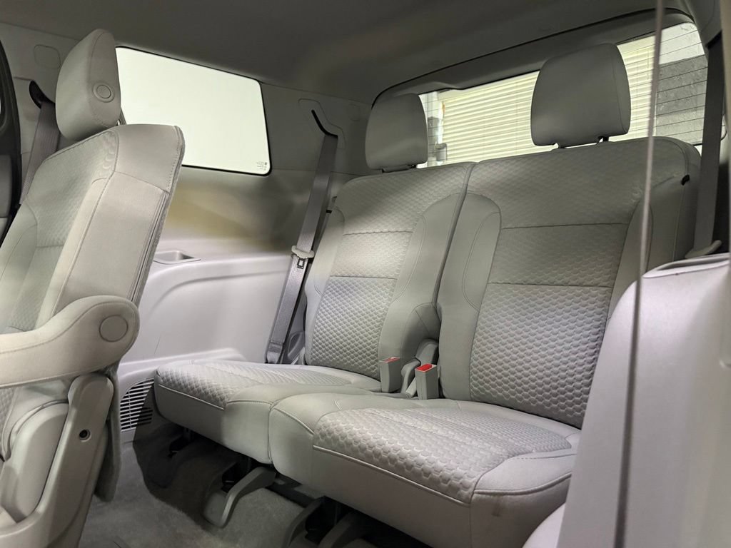 Used 2018 GMC Acadia SLE AWD/4WD image 11