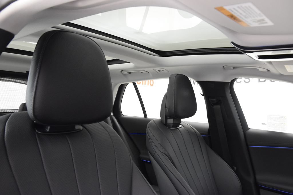 Used 2026 Mercedes-Benz E 450 4MATIC All-Terrain Wagon image 18
