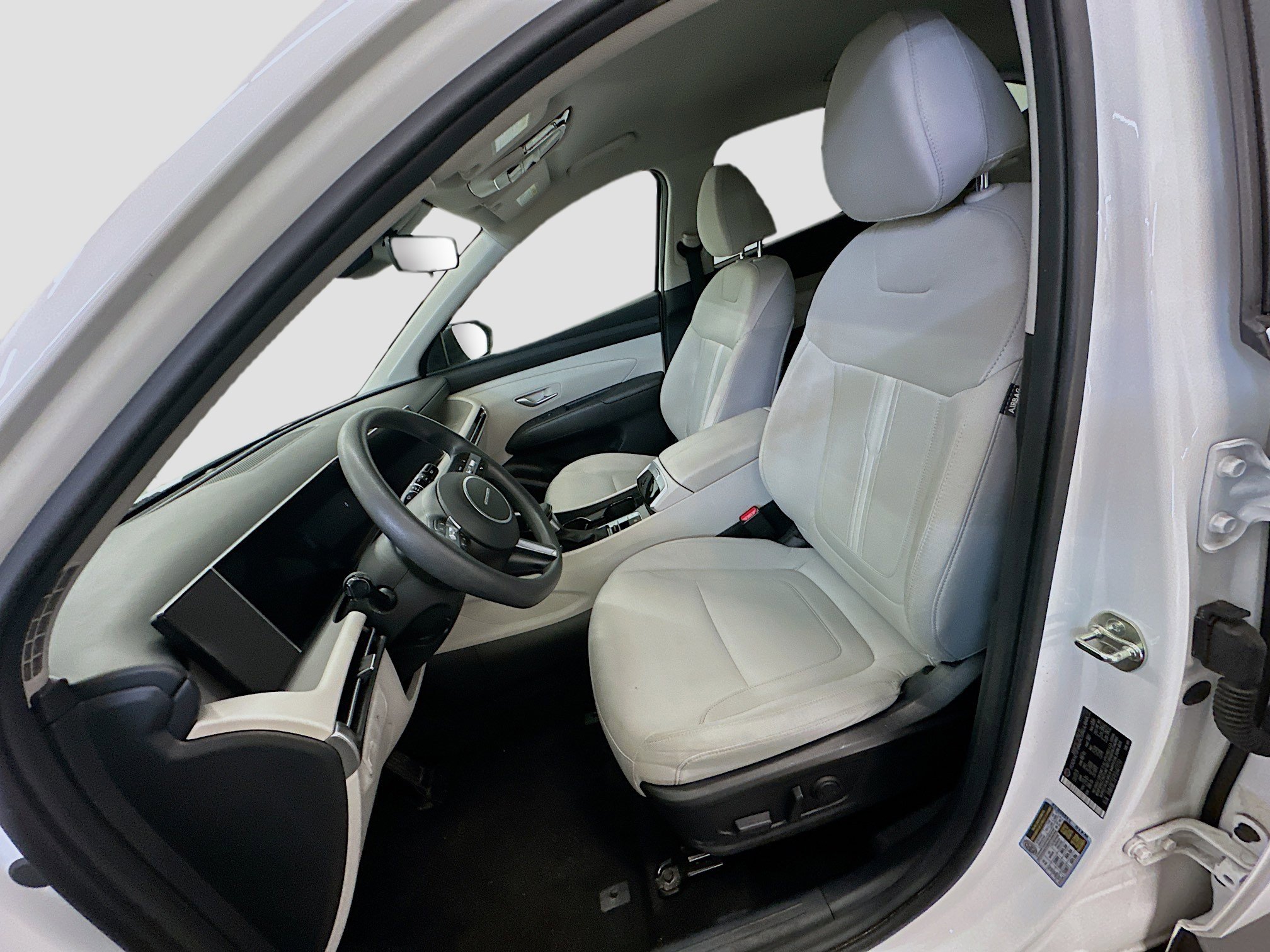 Used 2025 Hyundai Tucson SEL image 13