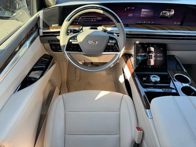 New 2025 Cadillac Escalade Sport Platinum w/ LPO, ONYX Package image 15