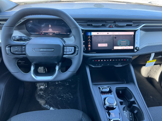 New 2026 Jeep Cherokee Laredo AWD/4WD image 3