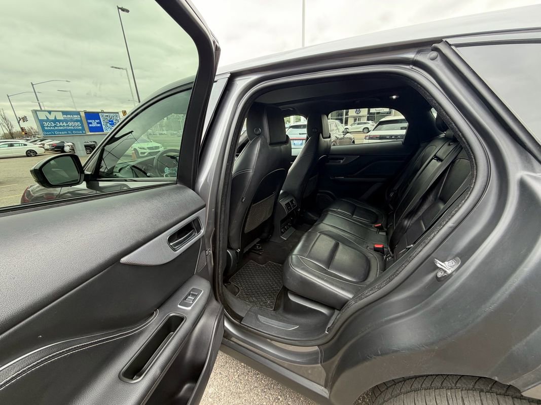 Used 2019 Jaguar F-PACE S image 11