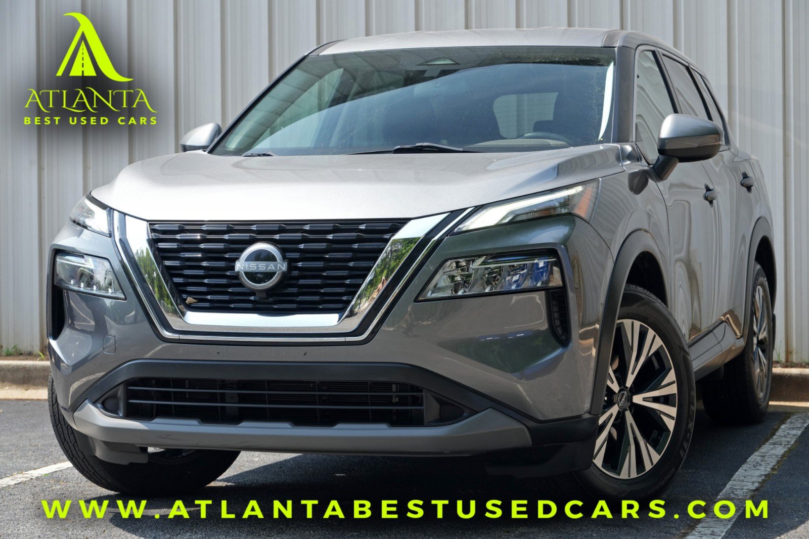 Used 2022 Nissan Rogue SV FWD image 1