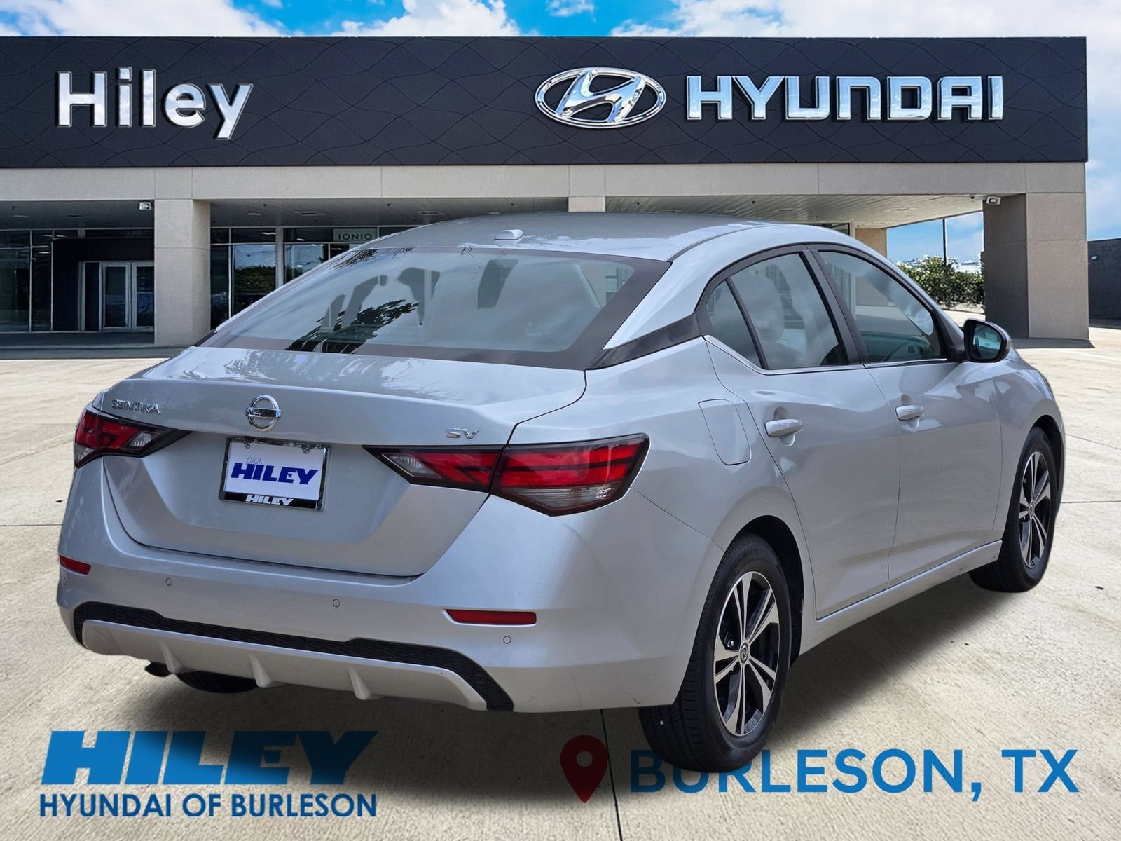 Used 2023 Nissan Sentra SV FWD image 4