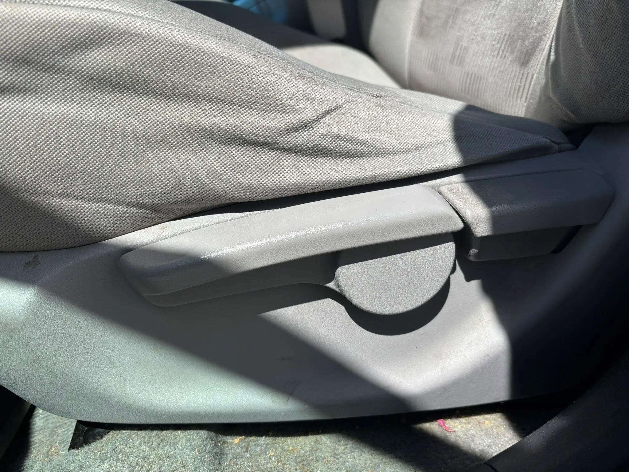 Used 2011 Toyota RAV4 4WD w/ Base L4 Extra Value Pkg image 30