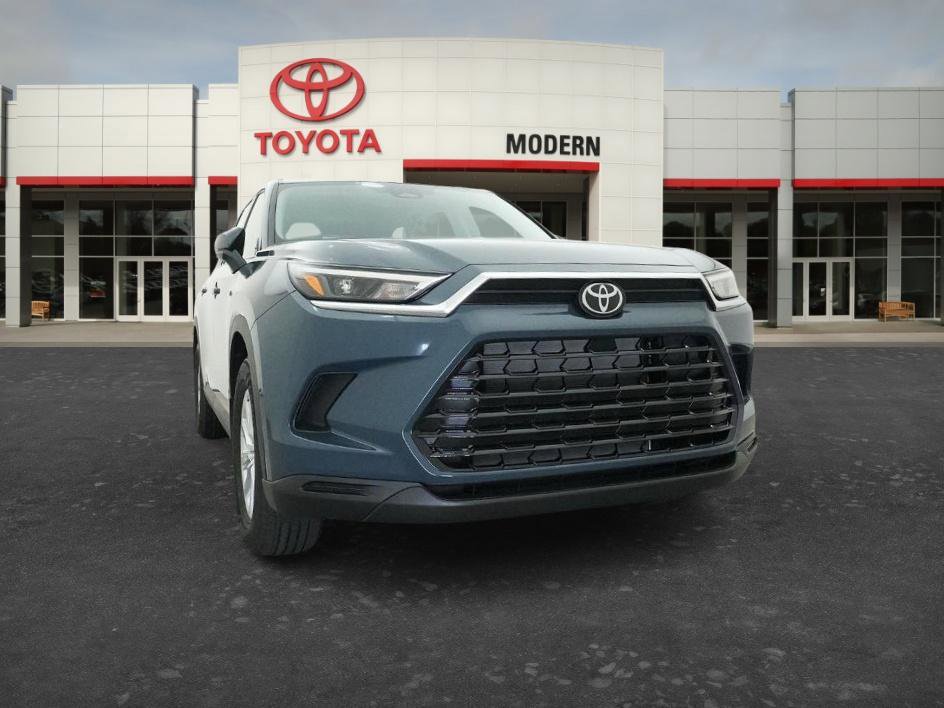 Certified 2026 Toyota Grand Highlander XLE FWD image 12