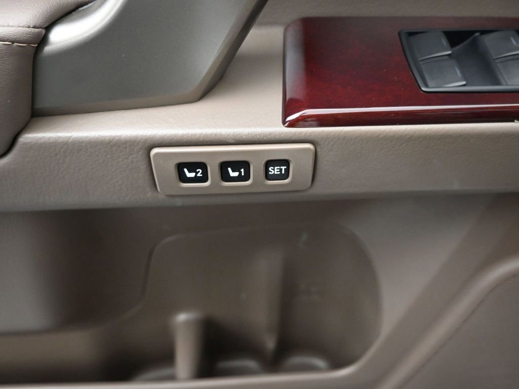 Used 2019 Lexus GX 460 image 18