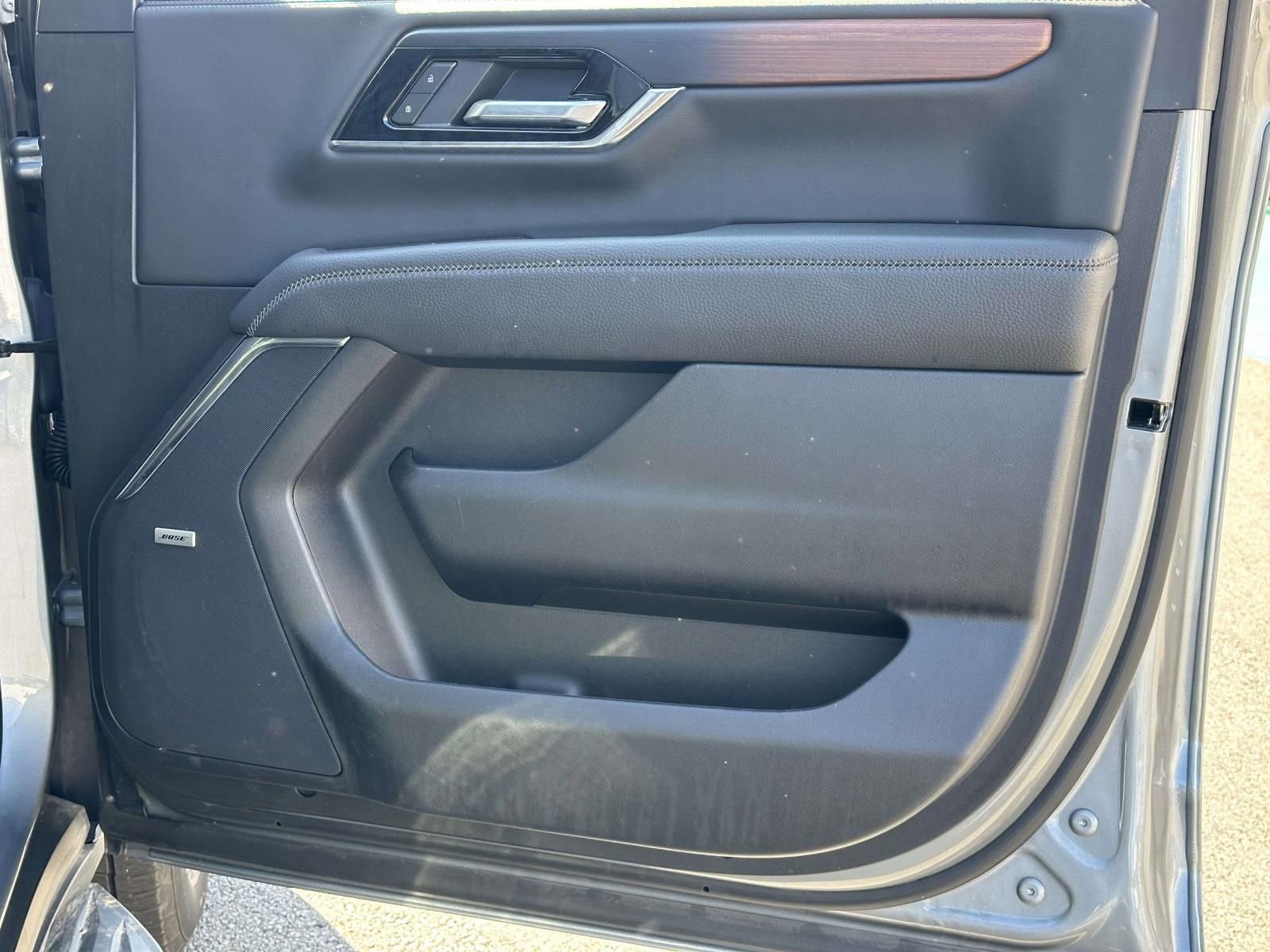 Certified 2025 GMC Yukon Denali AWD/4WD image 29