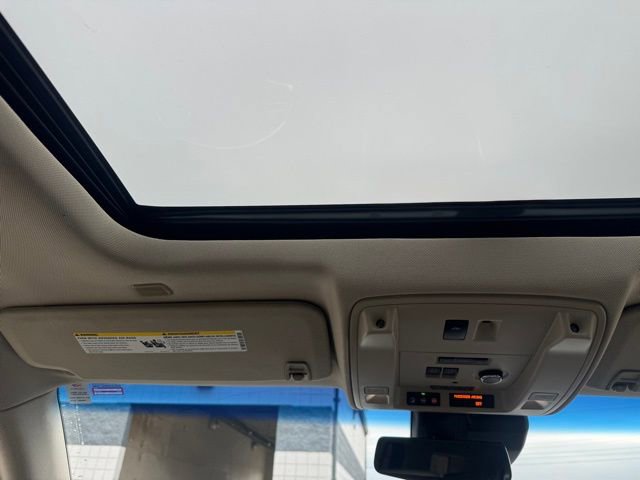 Used 2019 Cadillac Escalade Luxury image 17