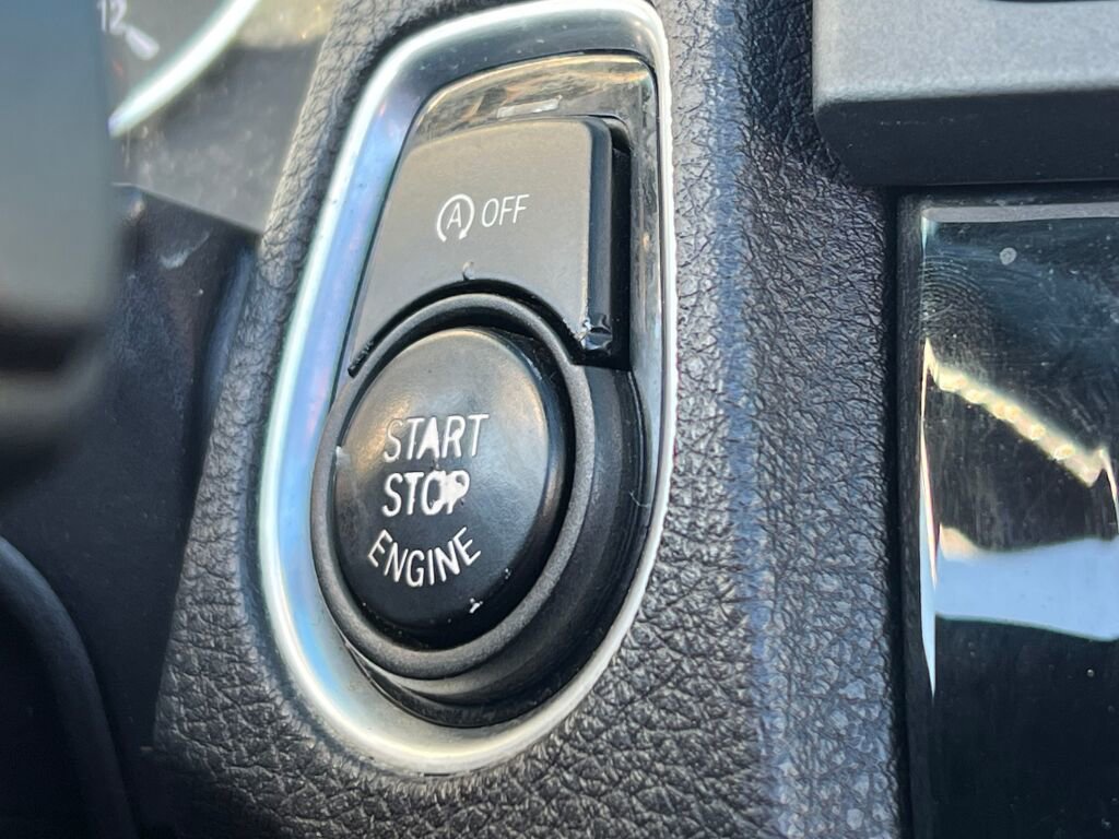 Used 2016 BMW 228i Convertible image 31