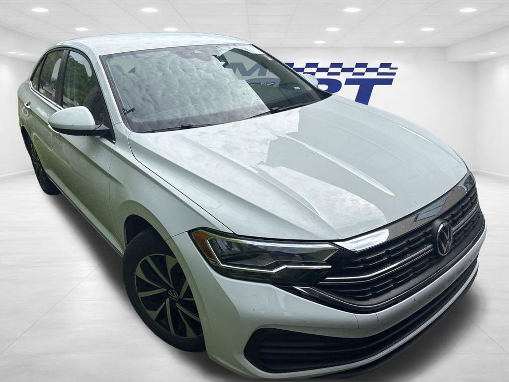 Used 2024 Volkswagen Jetta S FWD image 3