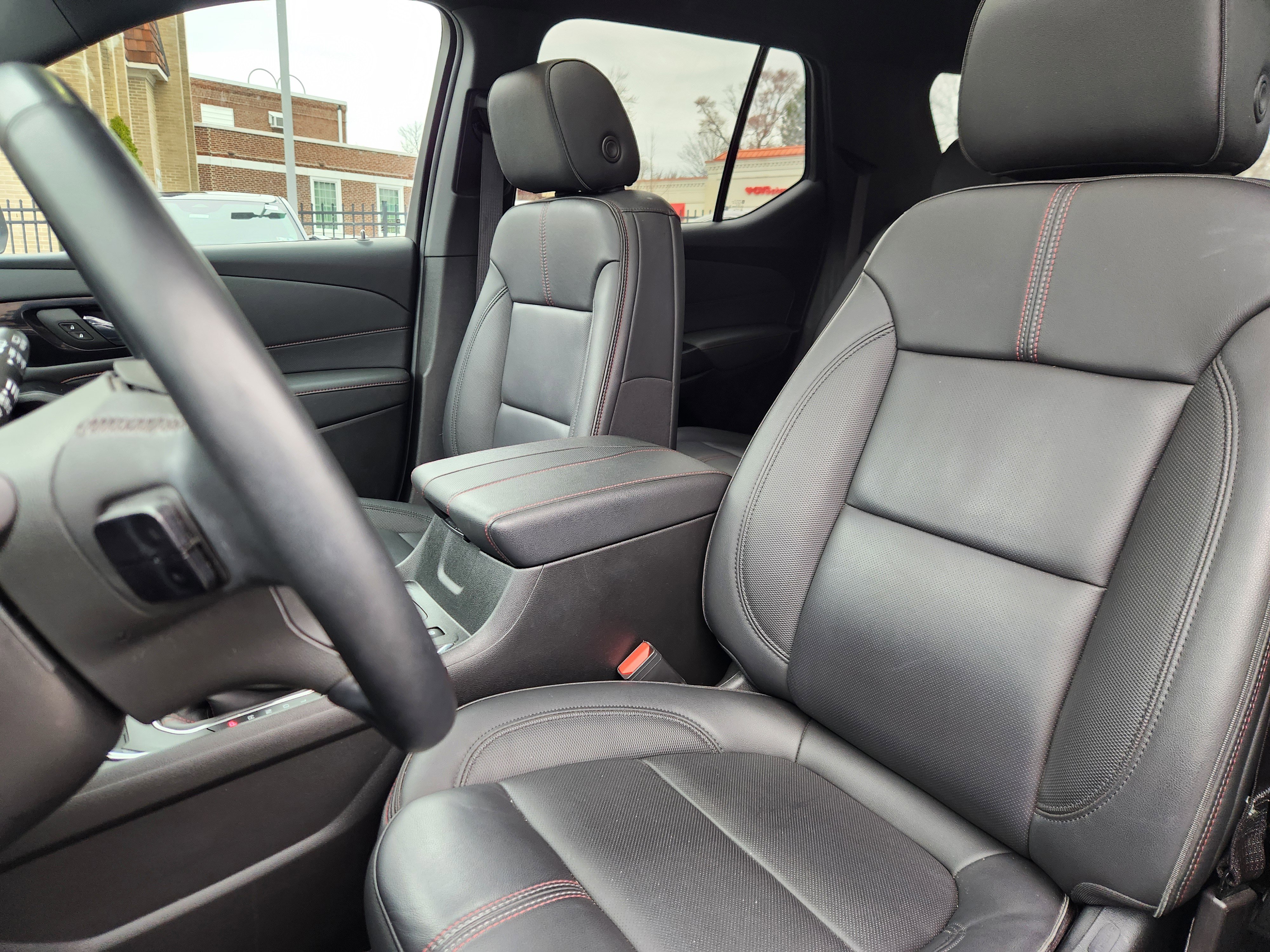Used 2023 Chevrolet Traverse RS w/ LPO, Floor Liner Package image 7