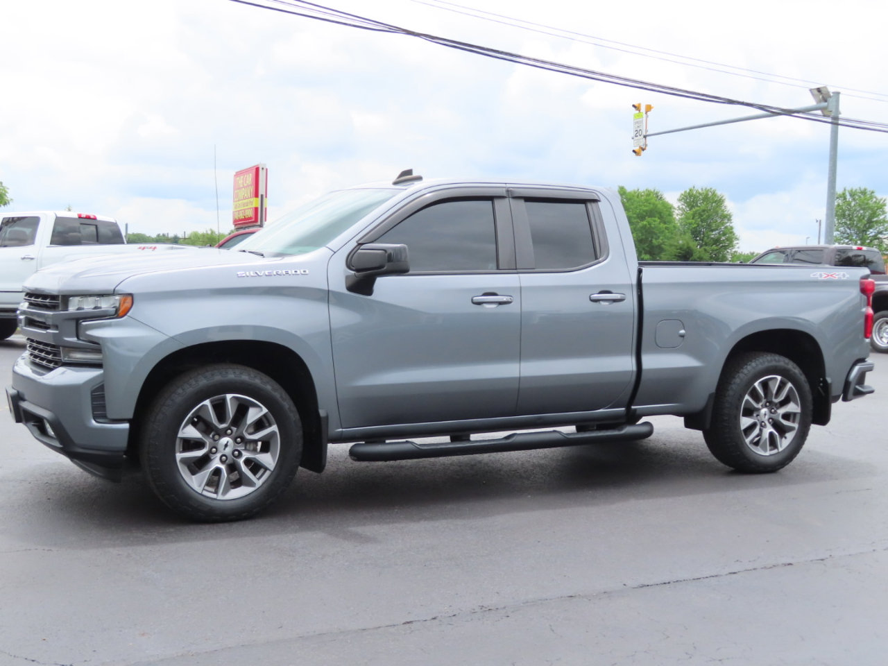 Used 2019 Chevrolet Silverado 1500 RST image 2