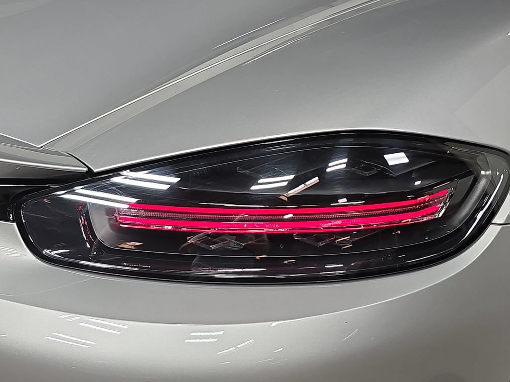 Certified 2021 Porsche 718 Boxster Spyder RWD image 30