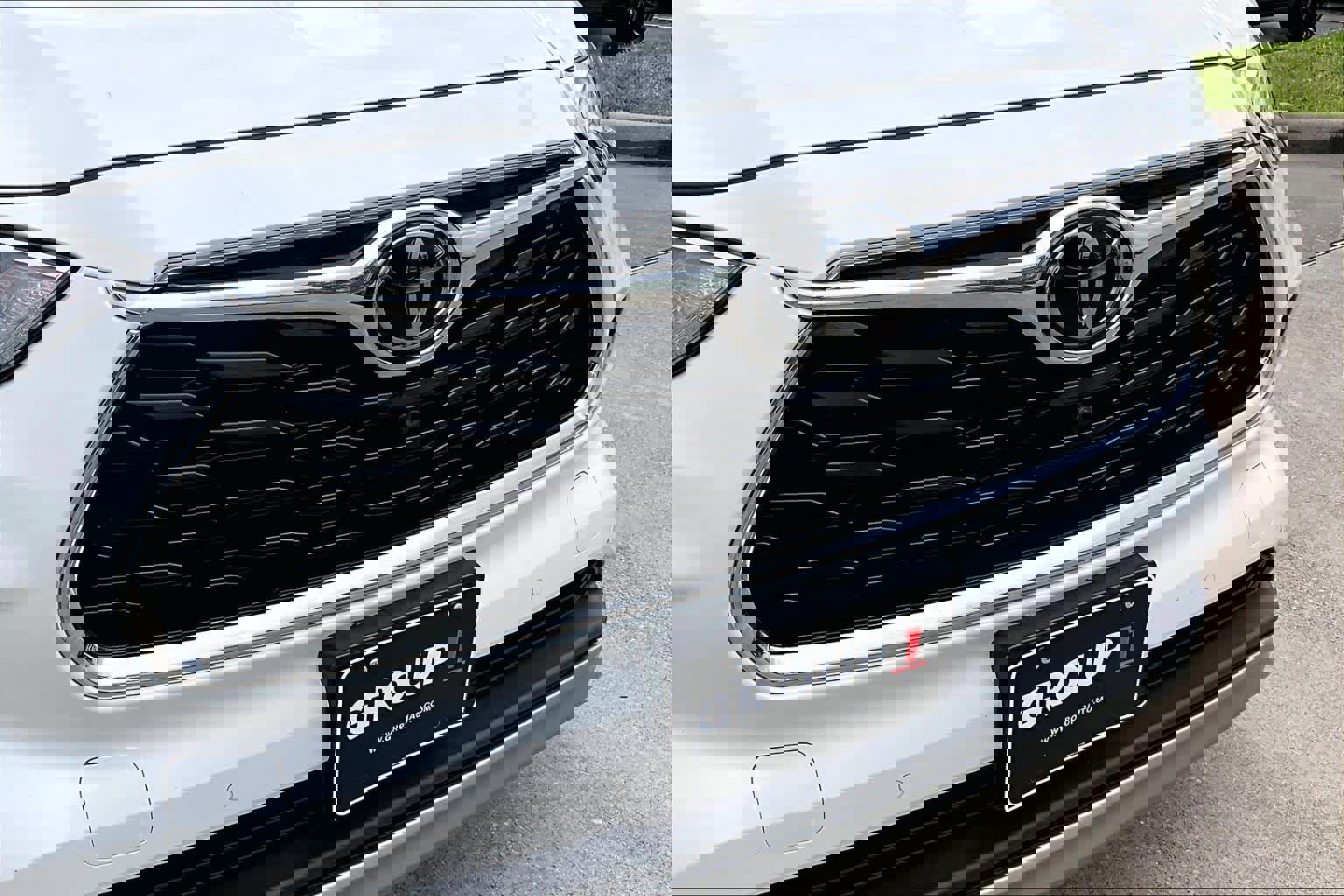 Used 2021 Toyota Highlander Platinum image 28