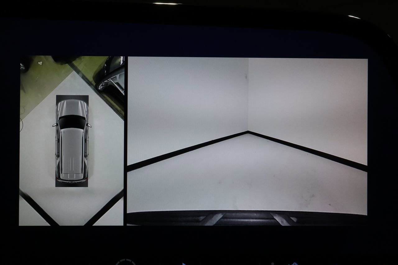 Certified 2025 Chevrolet Tahoe LT image 14