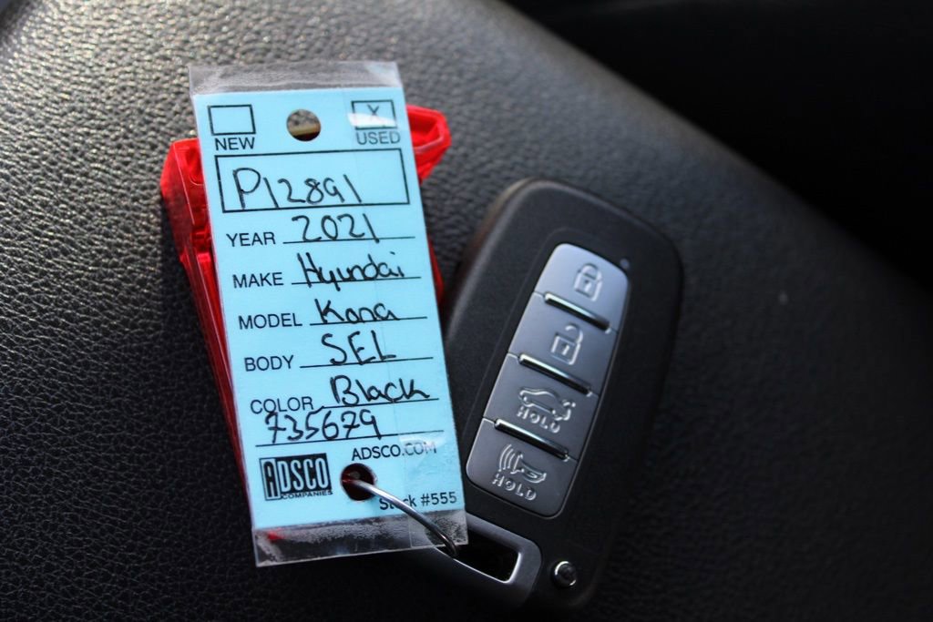 Used 2021 Hyundai Kona SEL w/ Cargo Package image 31