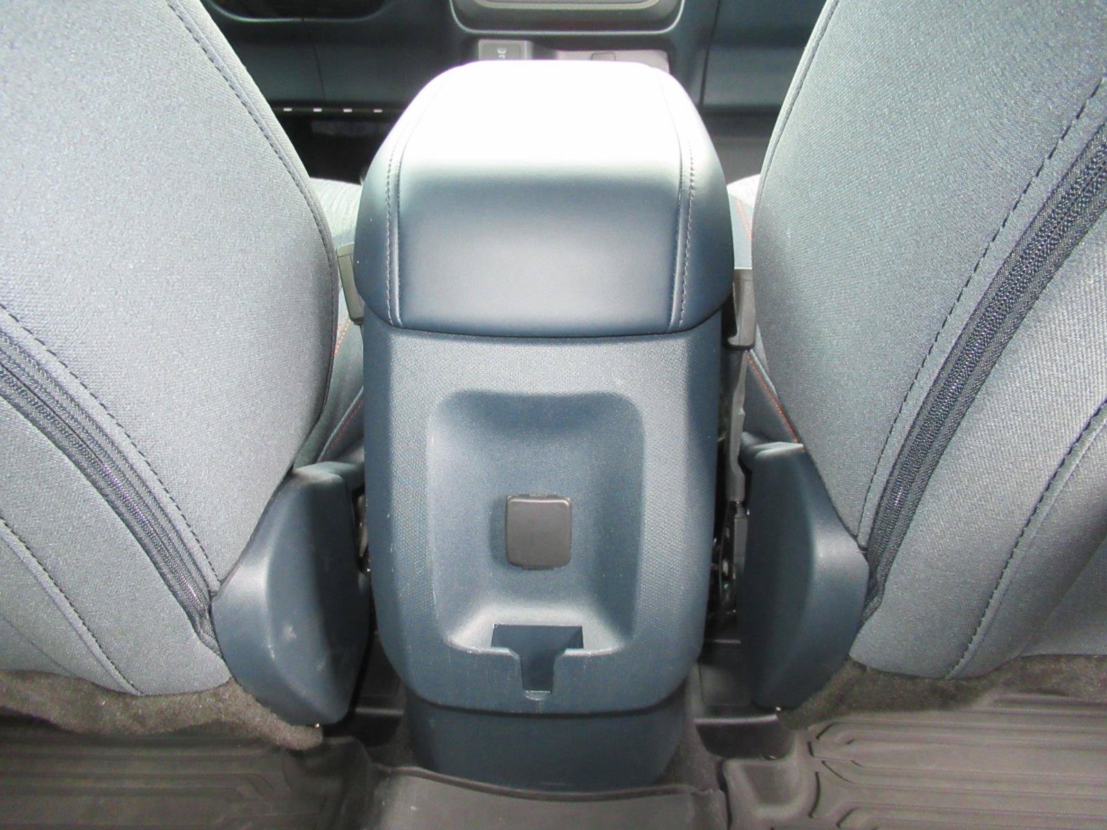 Used 2023 Ford Maverick XLT FWD image 39