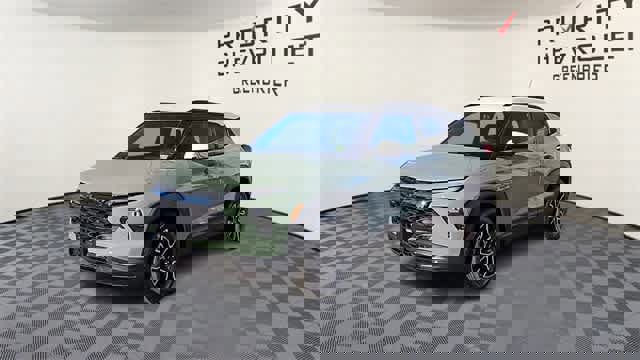 Used 2025 Chevrolet TrailBlazer ACTIV image 4
