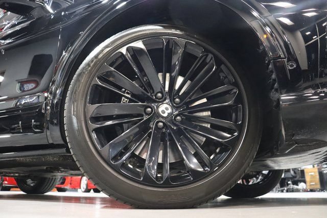 Used 2021 Bentley Bentayga Speed AWD/4WD image 2