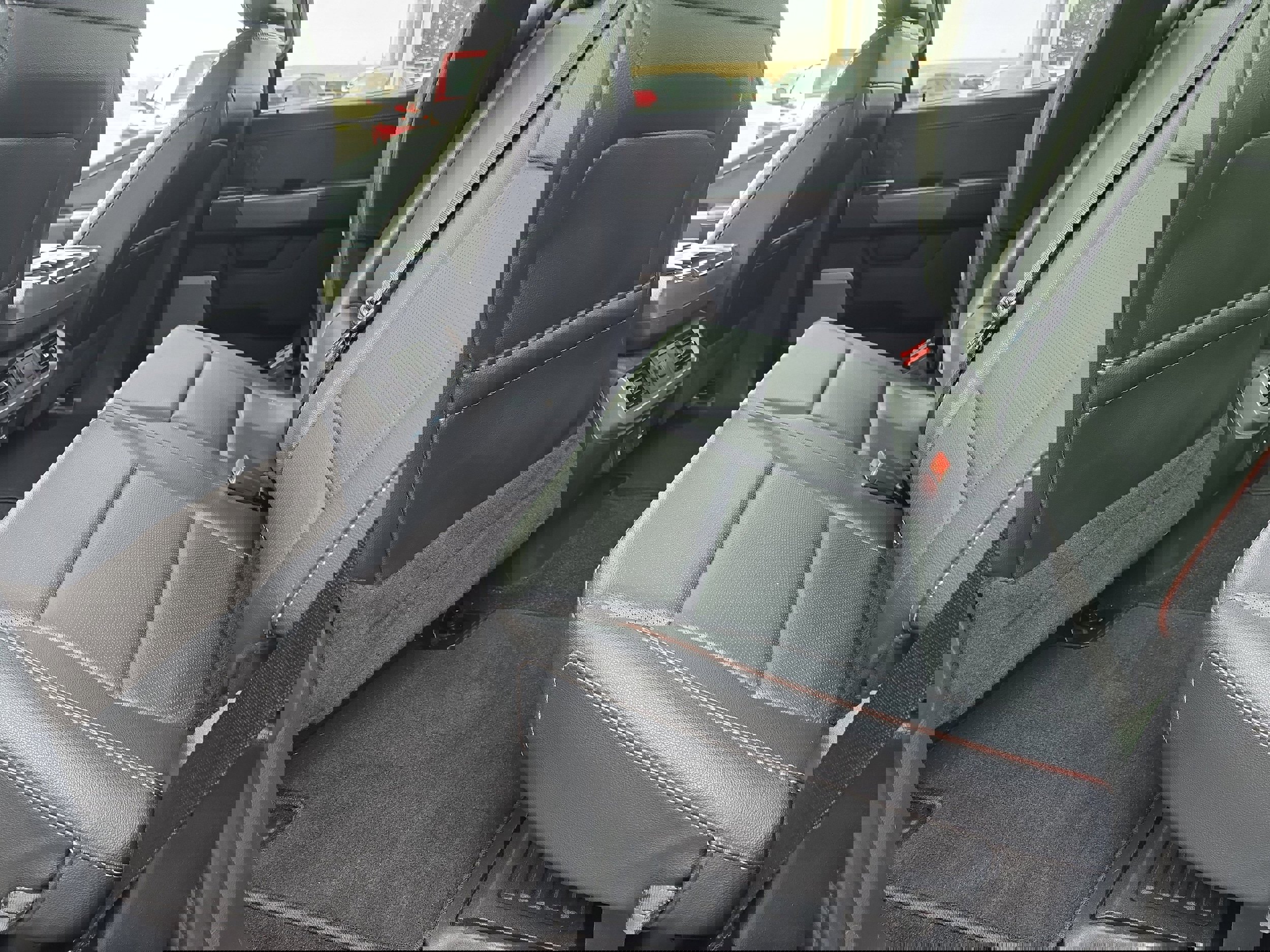 Used 2022 Ford F150 Lariat image 21