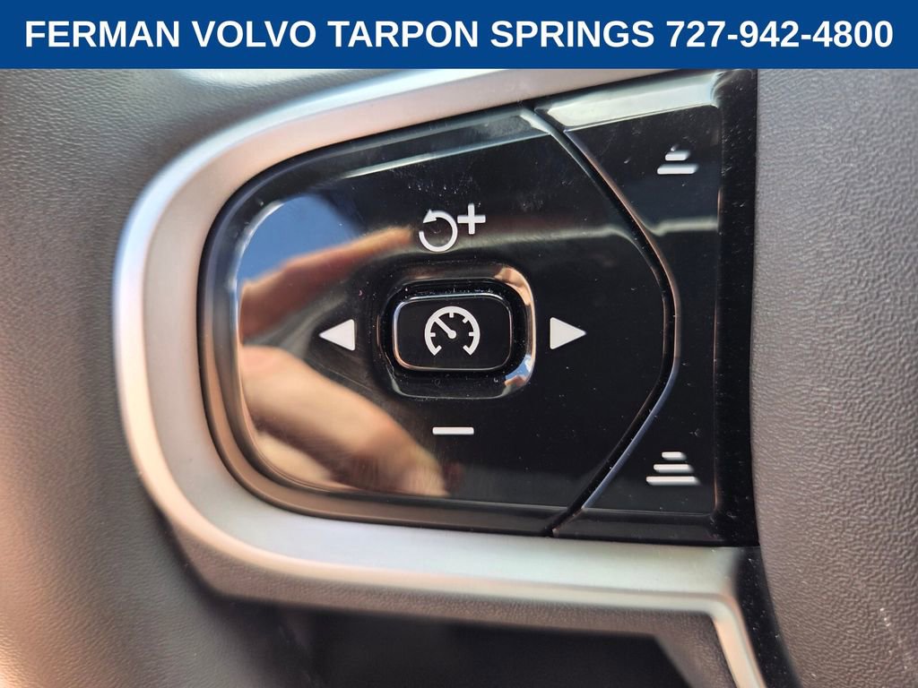 New 2026 Volvo XC90 B6 Plus w/ Protection Package Premier image 29