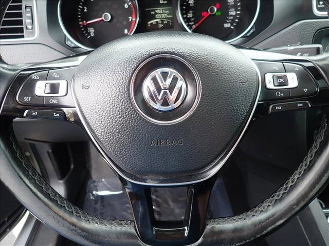 Used 2016 Volkswagen Jetta SE image 14