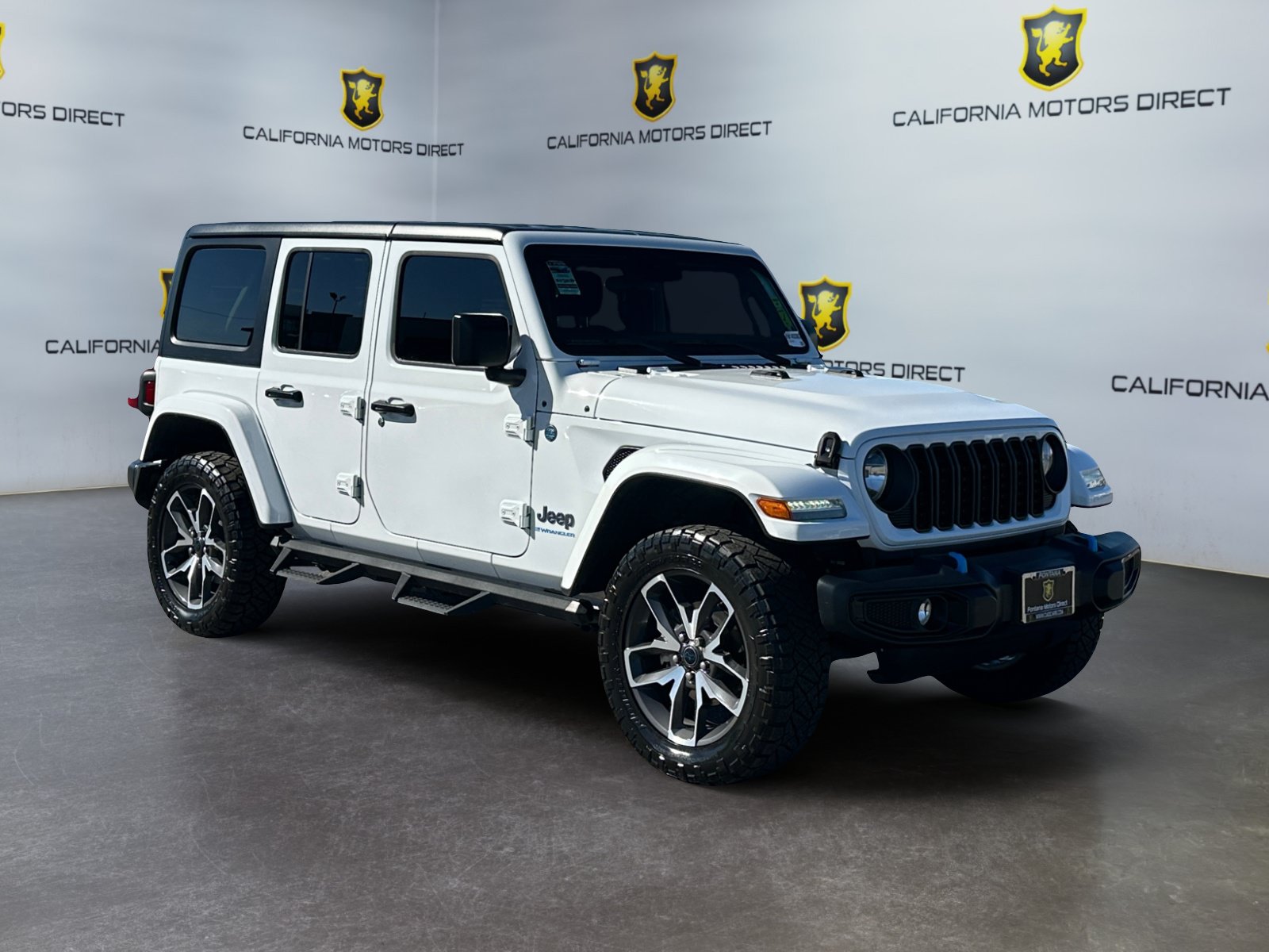 Used 2024 Jeep Wrangler Unlimited AWD/4WD image 7