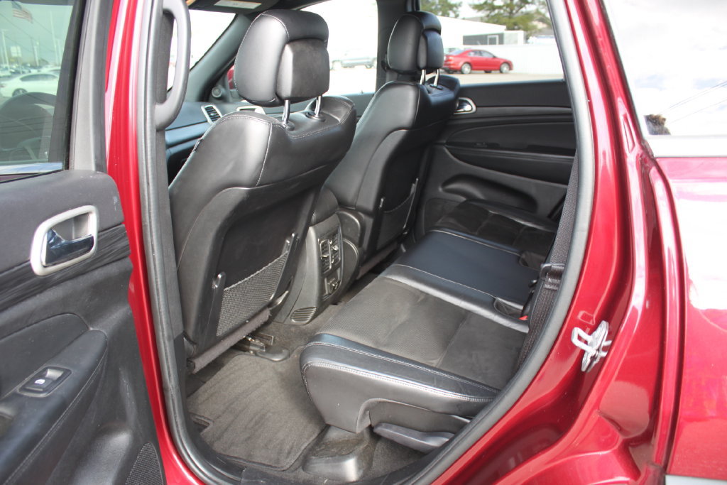 Used 2022 Jeep Grand Cherokee Laredo X RWD image 10