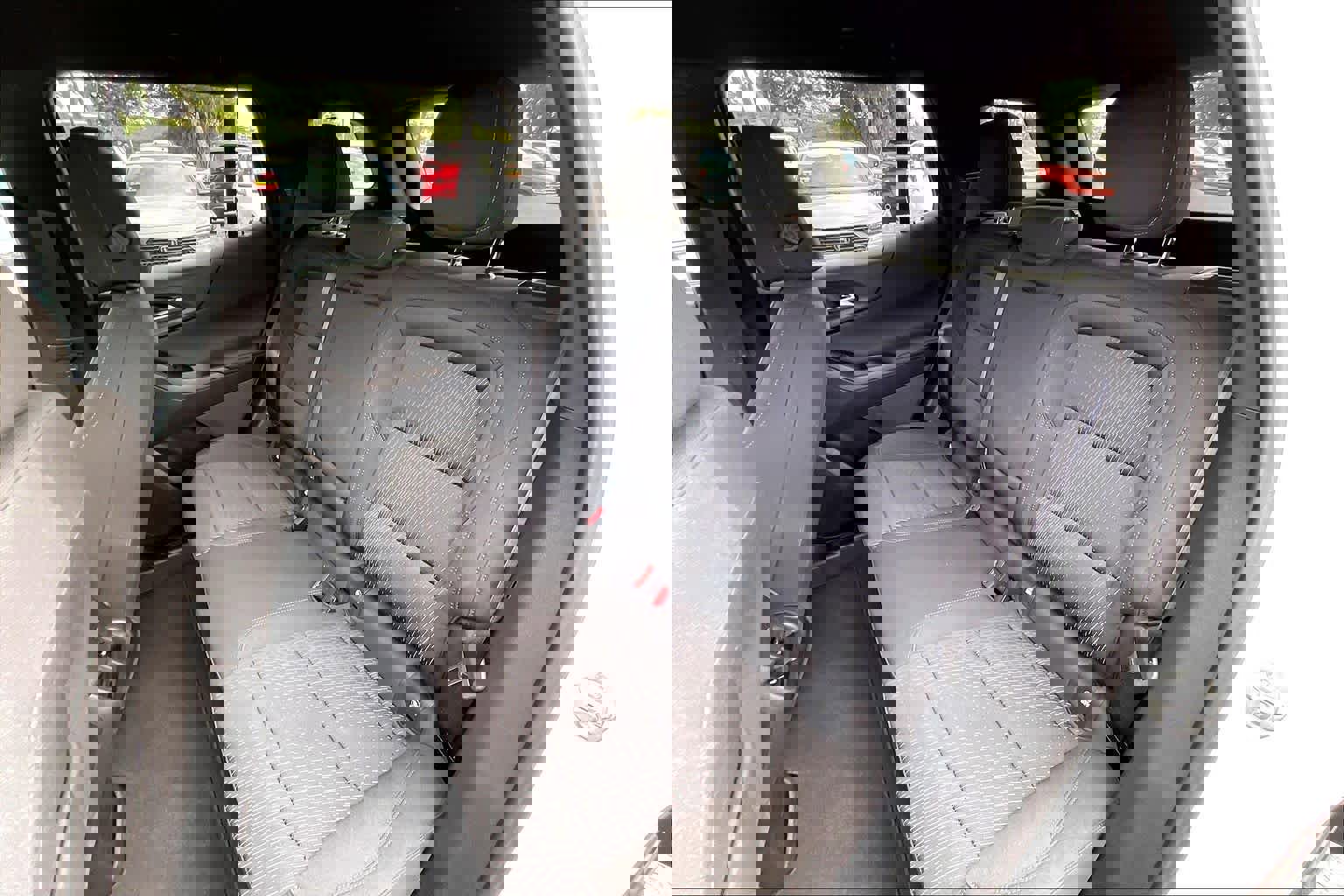 Used 2025 Chevrolet Equinox LT w/ Safety and Technology Package image 24