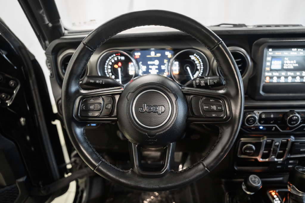 Used 2023 Jeep Wrangler Unlimited w/ Cold Weather Group AWD/4WD image 28