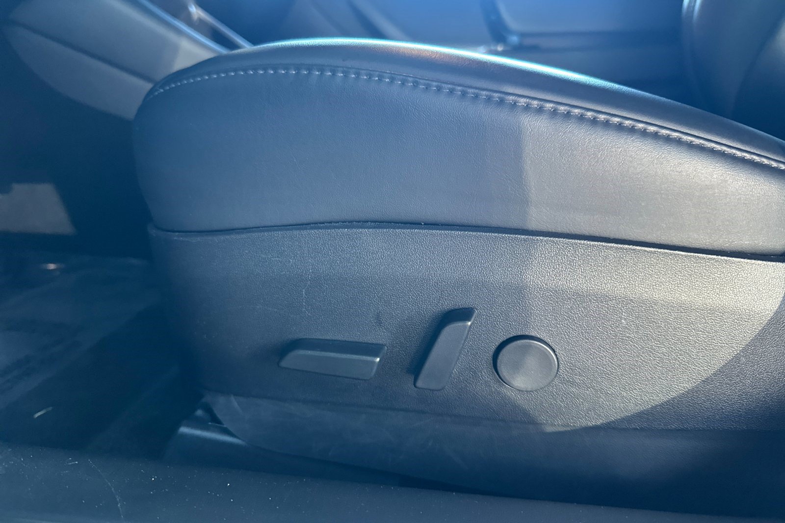 Used 2018 Tesla Model 3 Long Range RWD image 14