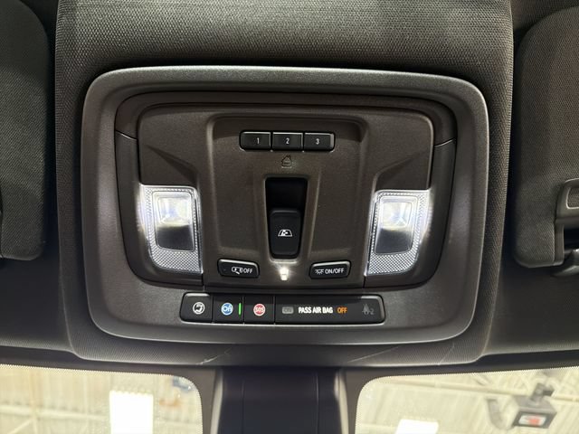 Certified 2022 GMC Sierra 3500 Denali AWD/4WD image 22