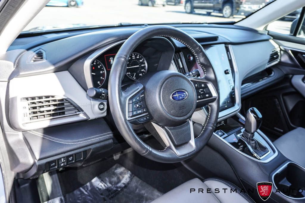 Used 2025 Subaru Outback Limited AWD/4WD image 27