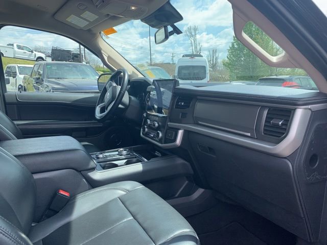 Used 2024 Ford Expedition XLT image 16