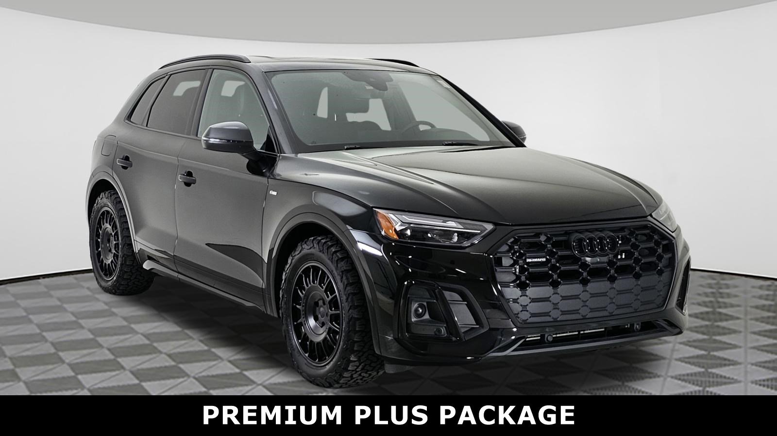 Used 2023 Audi Q5 e Premium Plus w/ Premium Plus Package image 1