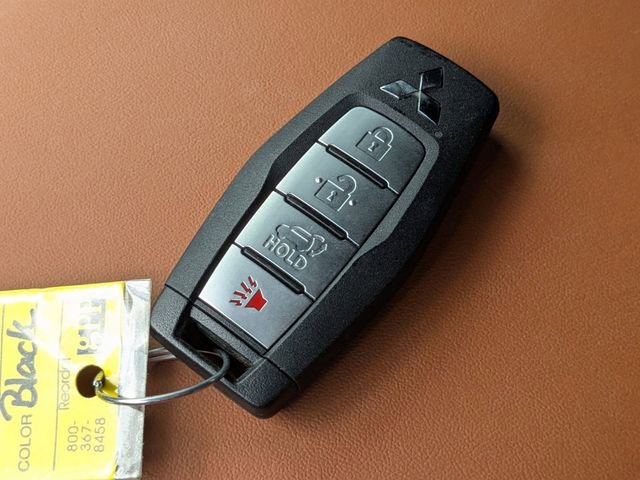 Used 2023 Mitsubishi Outlander SEL 40th Anniversary image 32