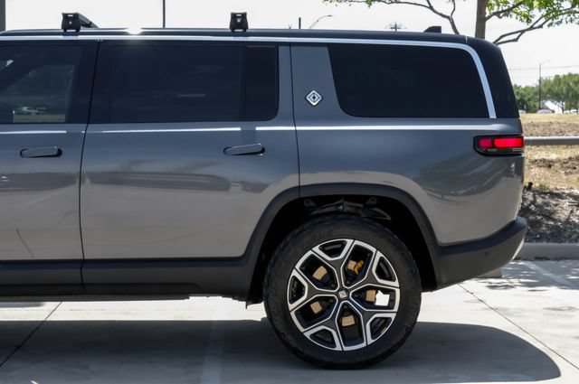 Used 2023 Rivian R1S Adventure AWD/4WD image 18