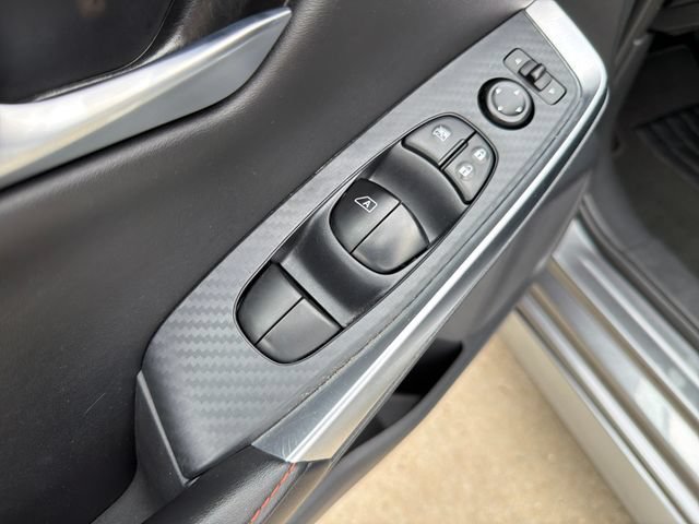 Used 2025 Nissan Sentra SR FWD image 13