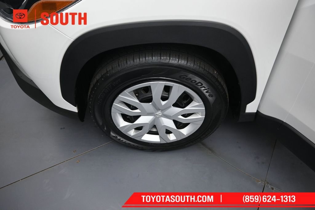Used 2024 Toyota Corolla Cross L AWD/4WD image 33