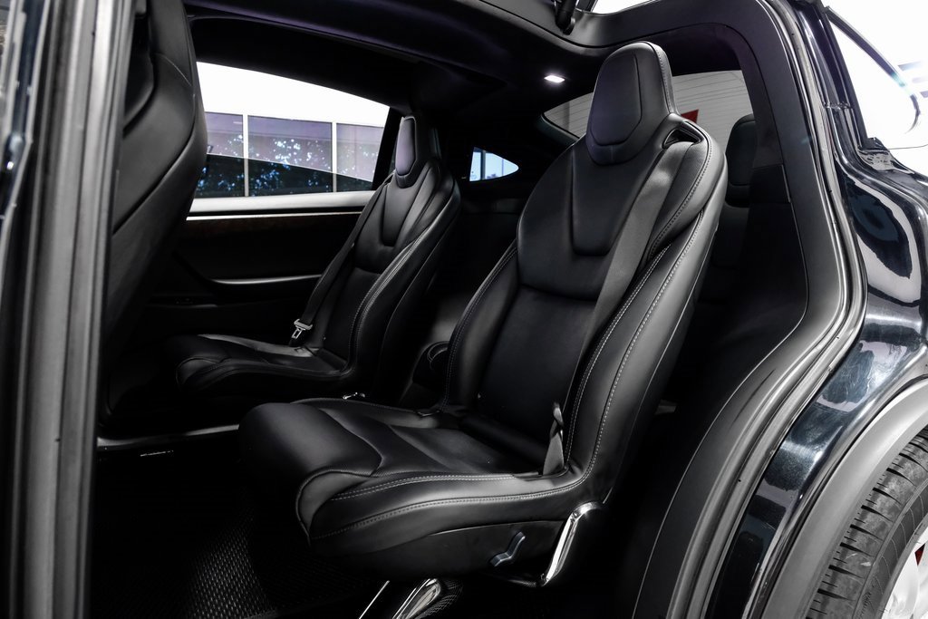 Used 2018 Tesla Model X P100D image 38