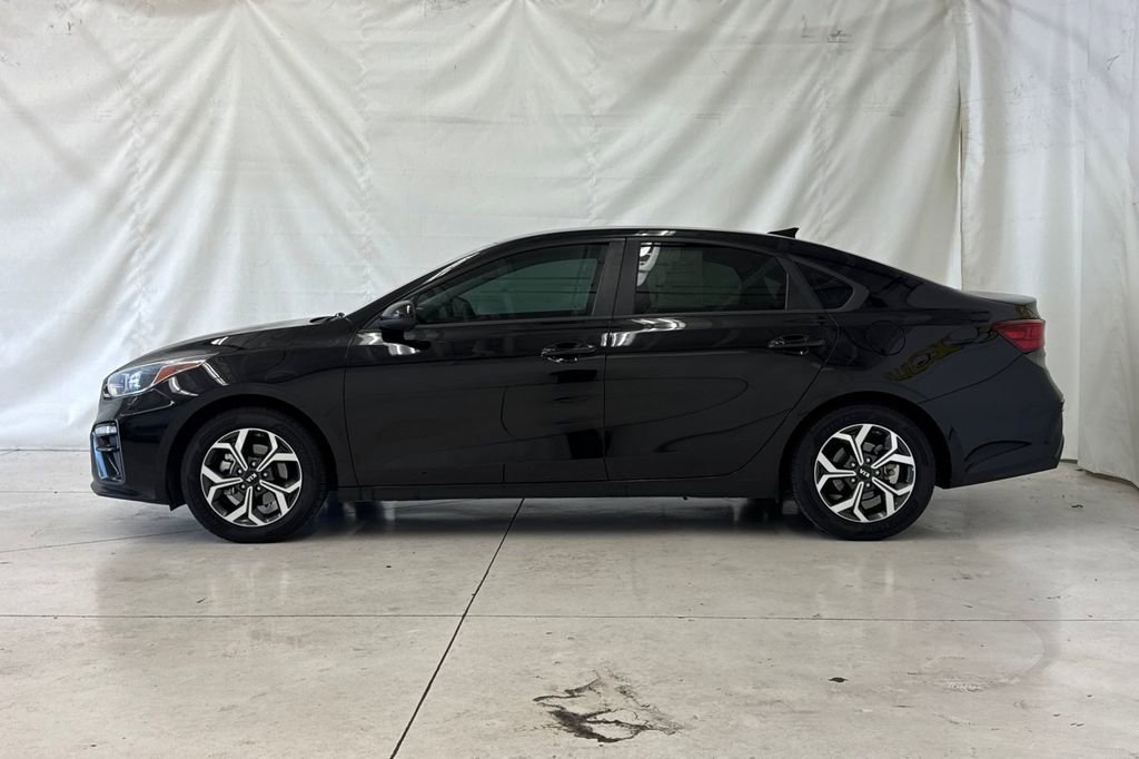 Used 2019 Kia Forte LXS FWD image 7