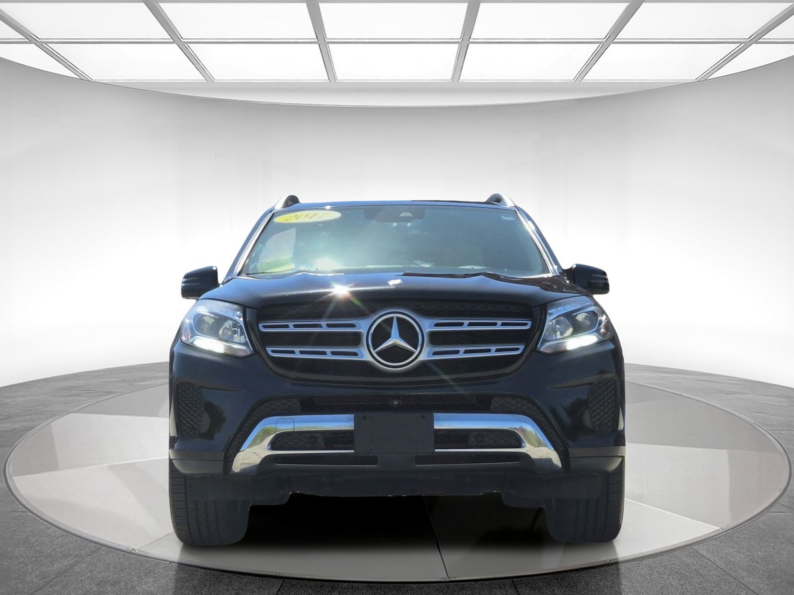 Used 2017 Mercedes-Benz GLS 450 4MATIC image 2