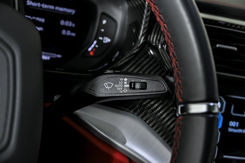 Used 2021 Lamborghini Urus AWD/4WD image 33